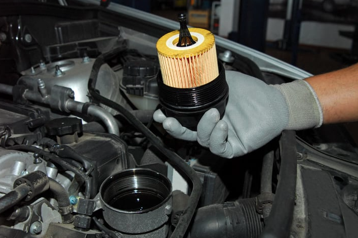 Essential DIY Car Maintenance Tips for Rochester Drivers